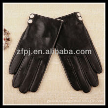 2013 winter sheepskin buttons adorn leather gloves